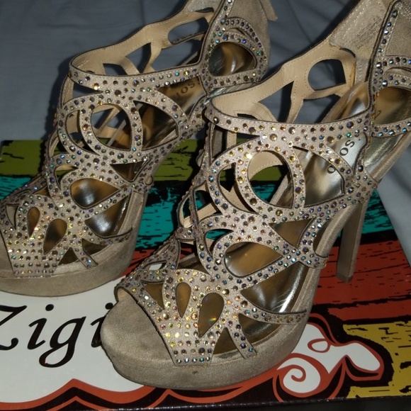 Zigi Soho Tan suede Swarovski encrusted heels - Picture 7 of 8
